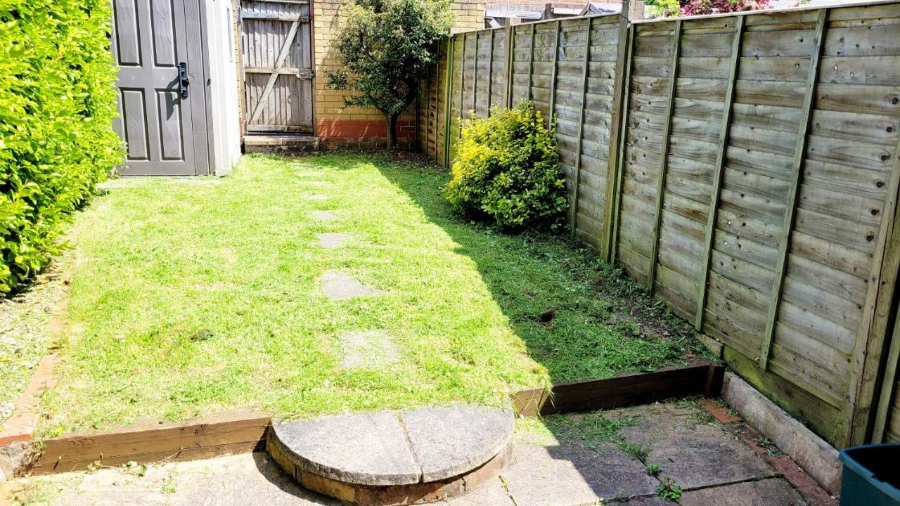 Modern 2 Bed House- Free Parking And Close To The Centre Bristol Exterior photo